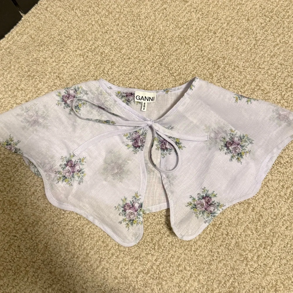 GANNI Floral Print Collar - Picture 2 of 2